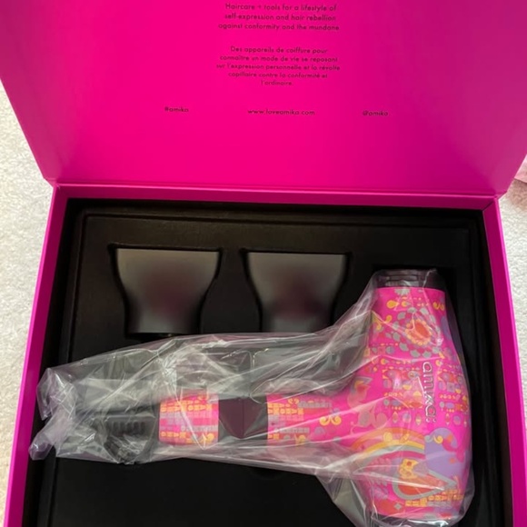 Amika The CEO Blowdryer Hairdryer NIB - Picture 2 of 2